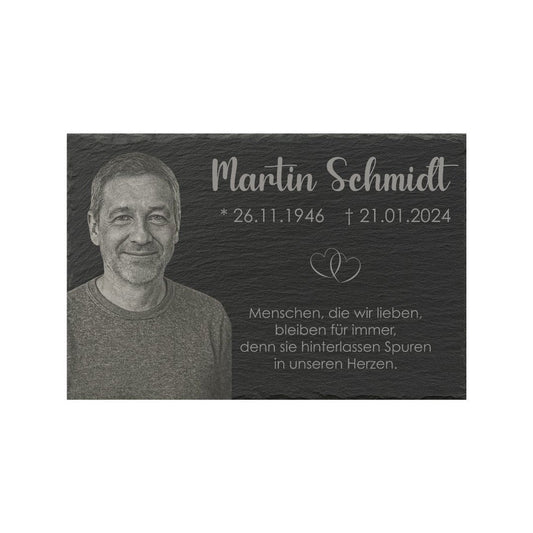 Personalisierte Gedenktafel aus Schiefer mit Foto - kreuzkreativ